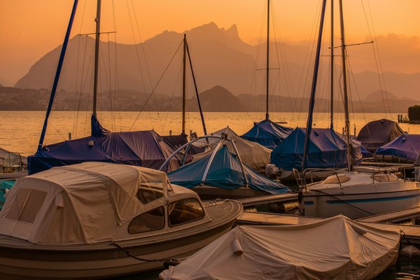 Bâche bateau : optez pour une protection sur mesure efficace